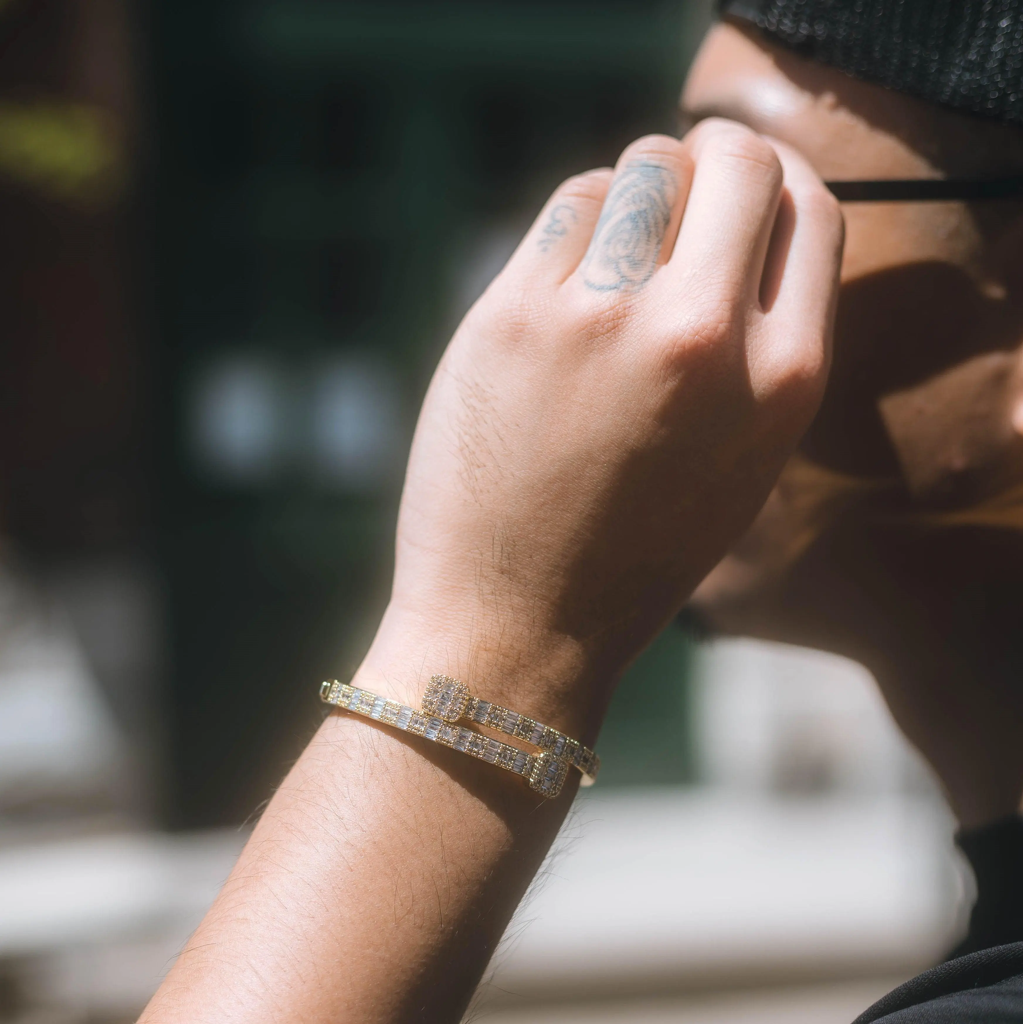 Thumbnail 3